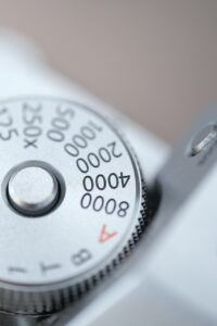 会場見学にカメラ持参は必要ですか？