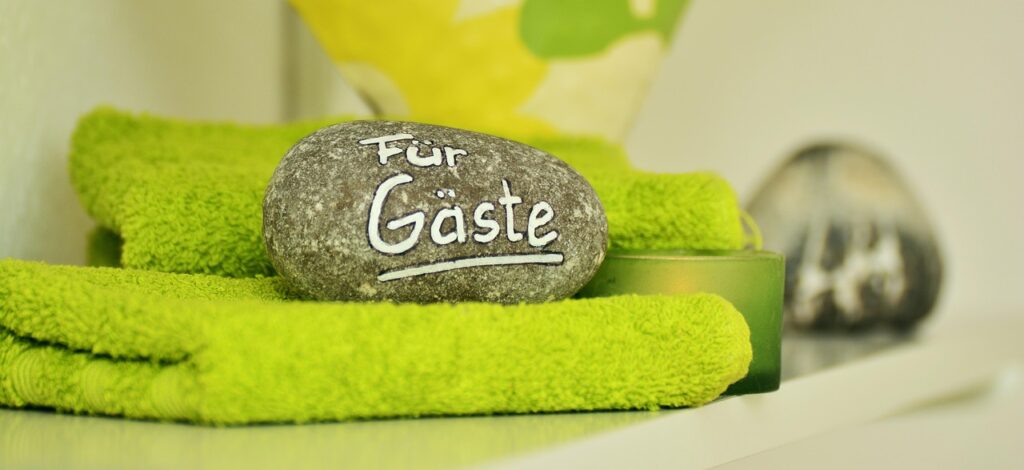 ゲスト宿泊における提携ホテルとの交渉のポイントは？