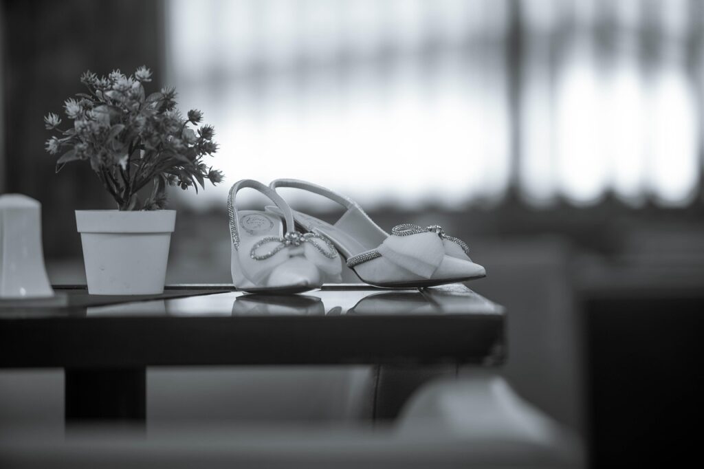 結婚式の会場相談はいつから？予約のタイミングは？