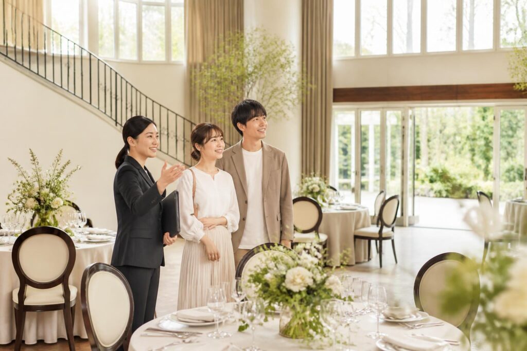 結婚式場の見学に必要な準備物リストは？
