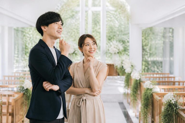 結婚式場の見学予約はどうしたらいい？体験談から学ぶポイントとは？